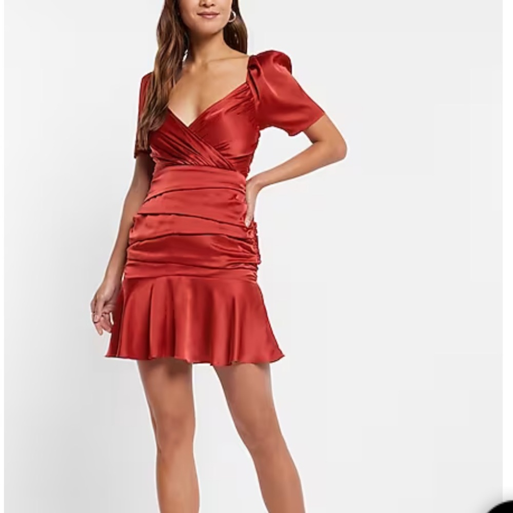 🔥EXPRESS🔥 HOT Satin Ruched Mini Dress